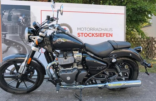 Neumotorrad Royal Enfield Super Meteor 650