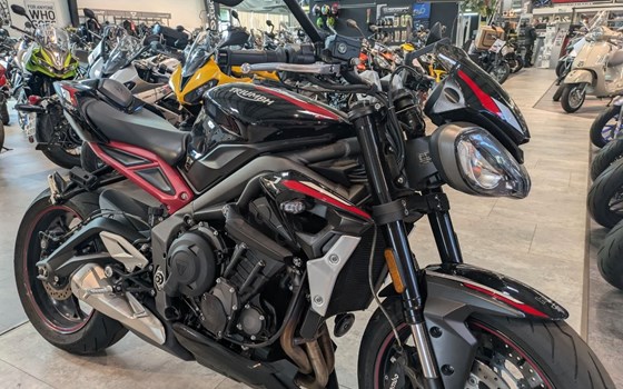 Gebrauchtmotorrad Triumph Street Triple 765 R - Bild 3