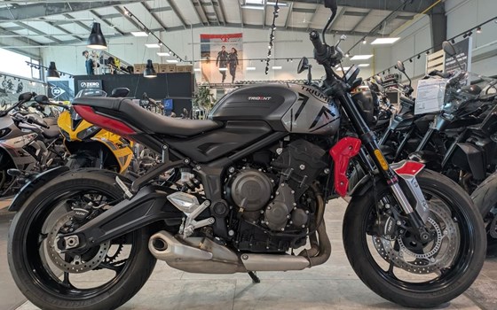 Gebrauchtmotorrad Triumph Trident 660 - Bild 1