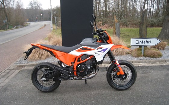 Neufahrzeug KTM 390 SMC R - Bild 2