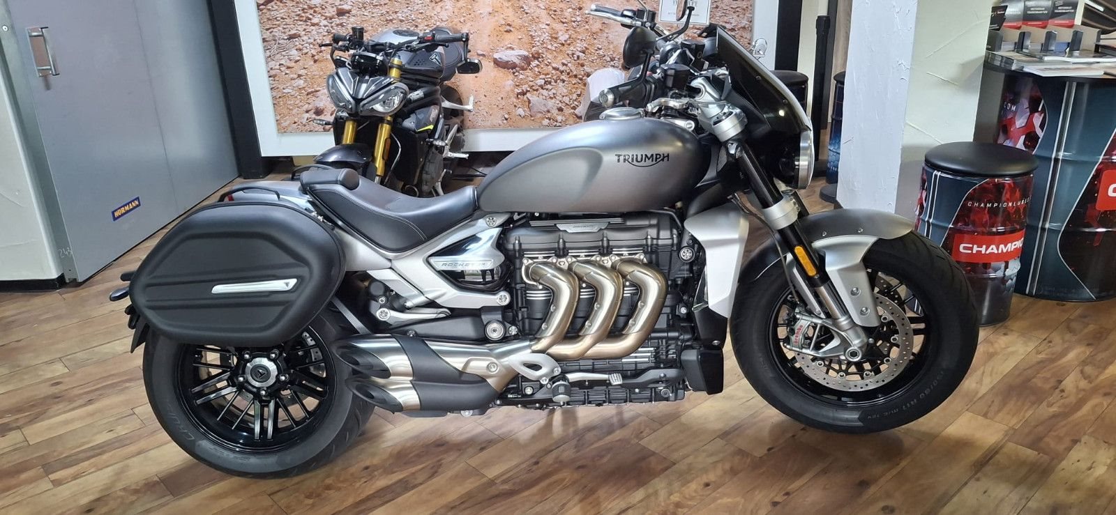 Triumph Rocket 3 R