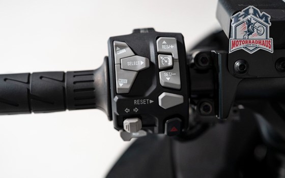 Gebrauchtmotorrad Kawasaki Ninja 1100SX - Bild 8