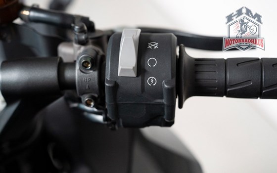 Gebrauchtmotorrad Kawasaki Ninja 1100SX - Bild 9