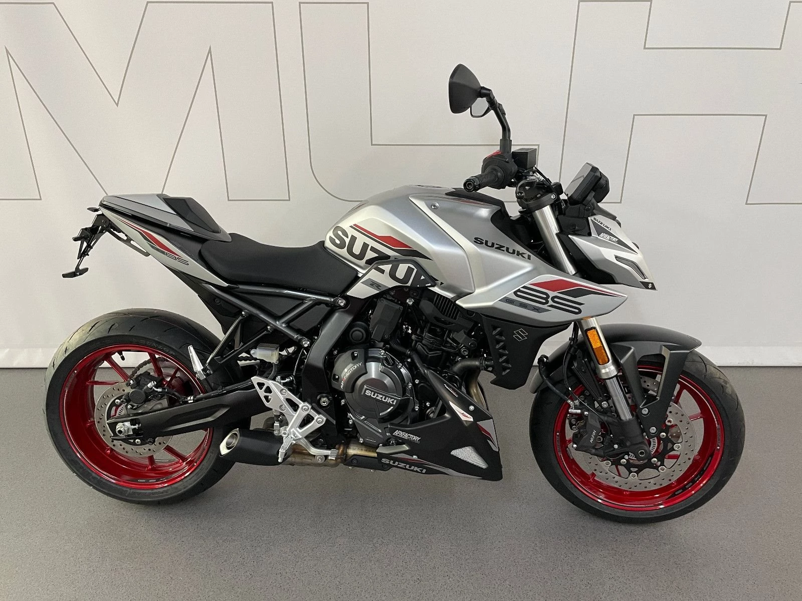 Suzuki GSX-8S