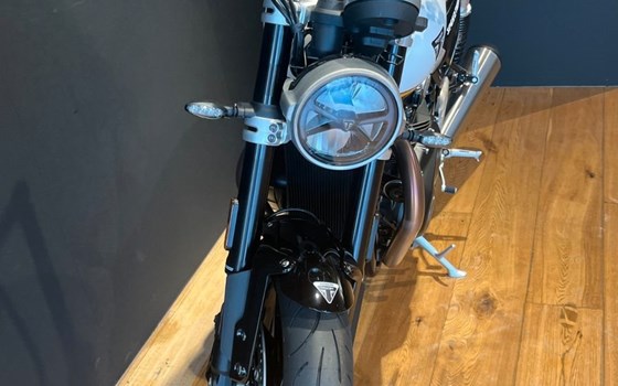 Gebrauchtmotorrad Triumph Speed Twin 1200 - Bild 8