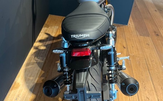 Gebrauchtmotorrad Triumph Speed Twin 1200 - Bild 3