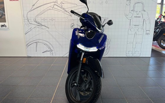 Gebrauchtmotorrad Honda SH125i - Bild 7