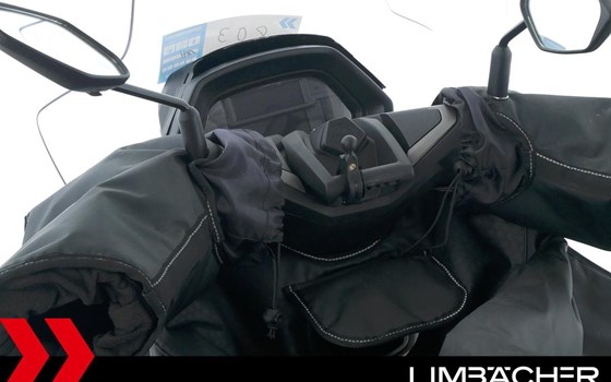 Gebrauchtmotorrad Yamaha NMAX 125 Tech MAX - Bild 13