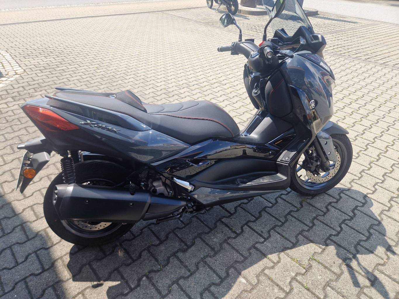 Yamaha XMAX 300 Tech MAX