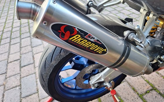 Gebrauchtmotorrad Aprilia RSV 1000 R Factory (RSV Mille R Factory) - Bild 11