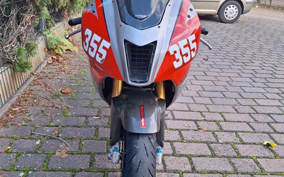 Gebrauchtmotorrad Aprilia RSV 1000 R Factory (RSV Mille R Factory) - Bild 3