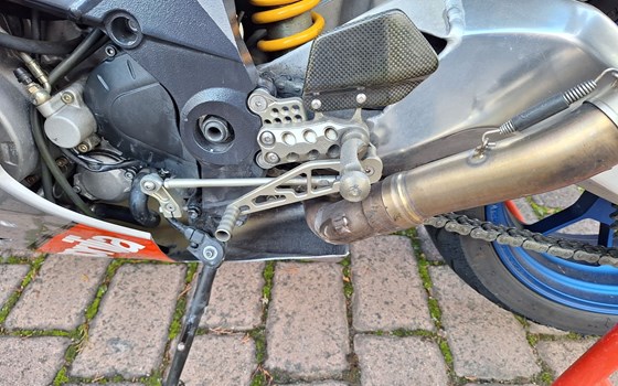 Gebrauchtmotorrad Aprilia RSV 1000 R Factory (RSV Mille R Factory) - Bild 8