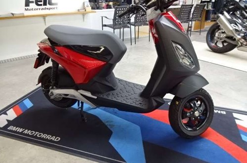 Piaggio 1