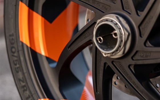 Gebrauchtmotorrad KTM 1290 Super Duke RR - Bild 12
