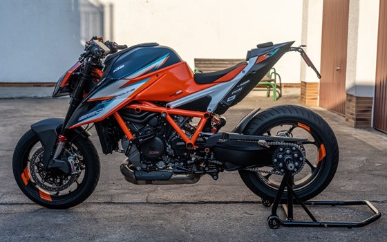 Gebrauchtmotorrad KTM 1290 Super Duke RR - Bild 3