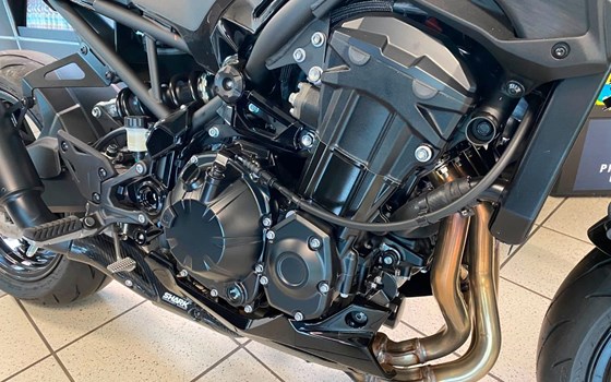 Neufahrzeug Kawasaki Z 900RS Black Edition - Bild 10