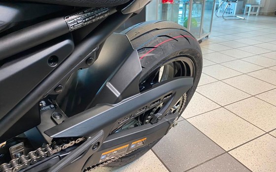 Neufahrzeug Kawasaki Z 900RS Black Edition - Bild 14