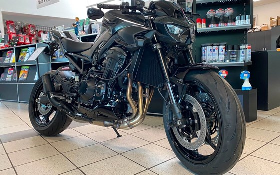 Neufahrzeug Kawasaki Z 900RS Black Edition - Bild 3