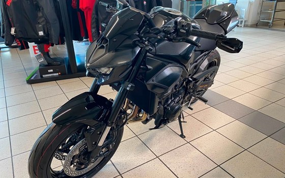 Neufahrzeug Kawasaki Z 900RS Black Edition - Bild 5
