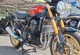 Neumotorrad Kawasaki Z900 RS SE