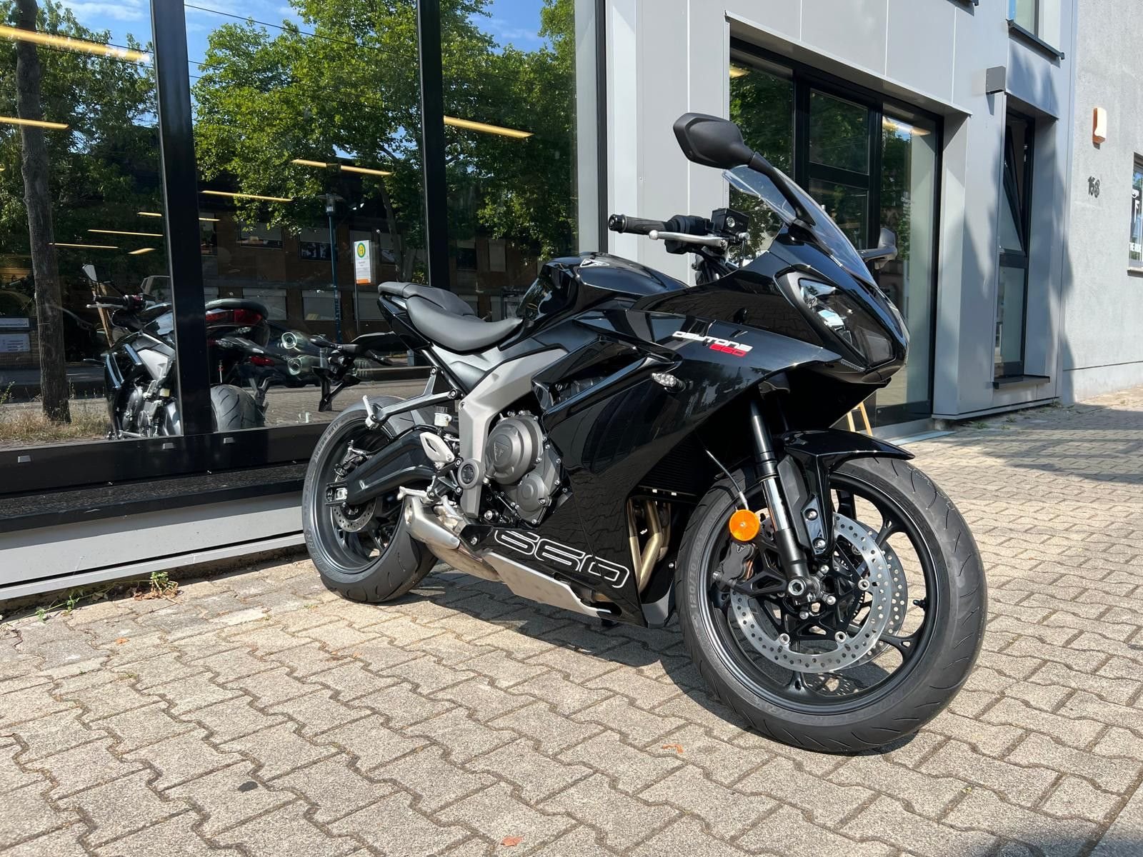 Triumph Daytona 660