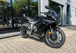 Neumotorrad Triumph Daytona 660