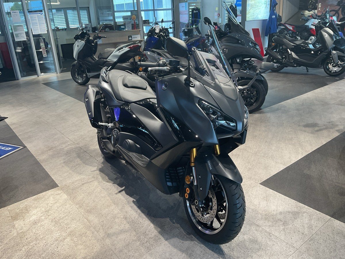 Yamaha TMAX Tech MAX