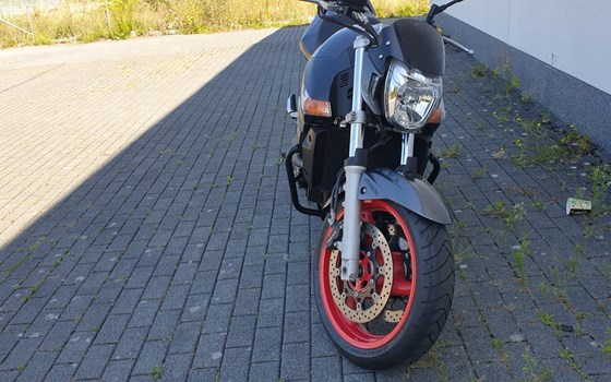 Gebrauchtmotorrad Suzuki GSR 600 - Bild 2