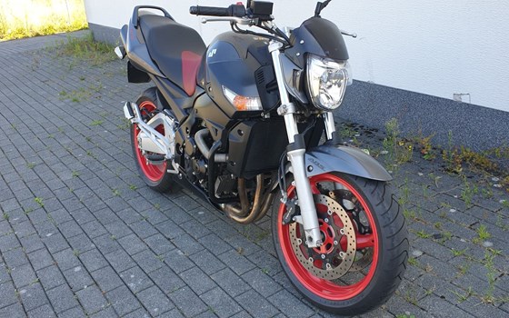 Gebrauchtmotorrad Suzuki GSR 600 - Bild 4