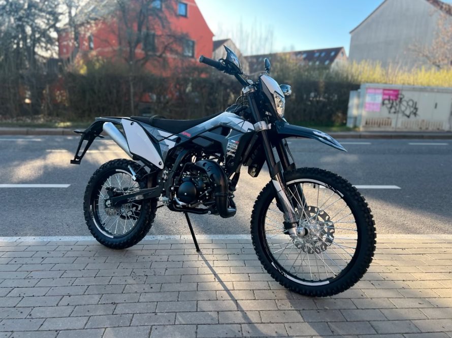 Peugeot XP6 Enduro R