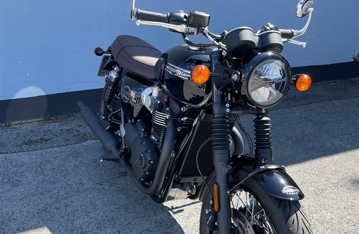 Angebot Triumph Bonneville T120 Black