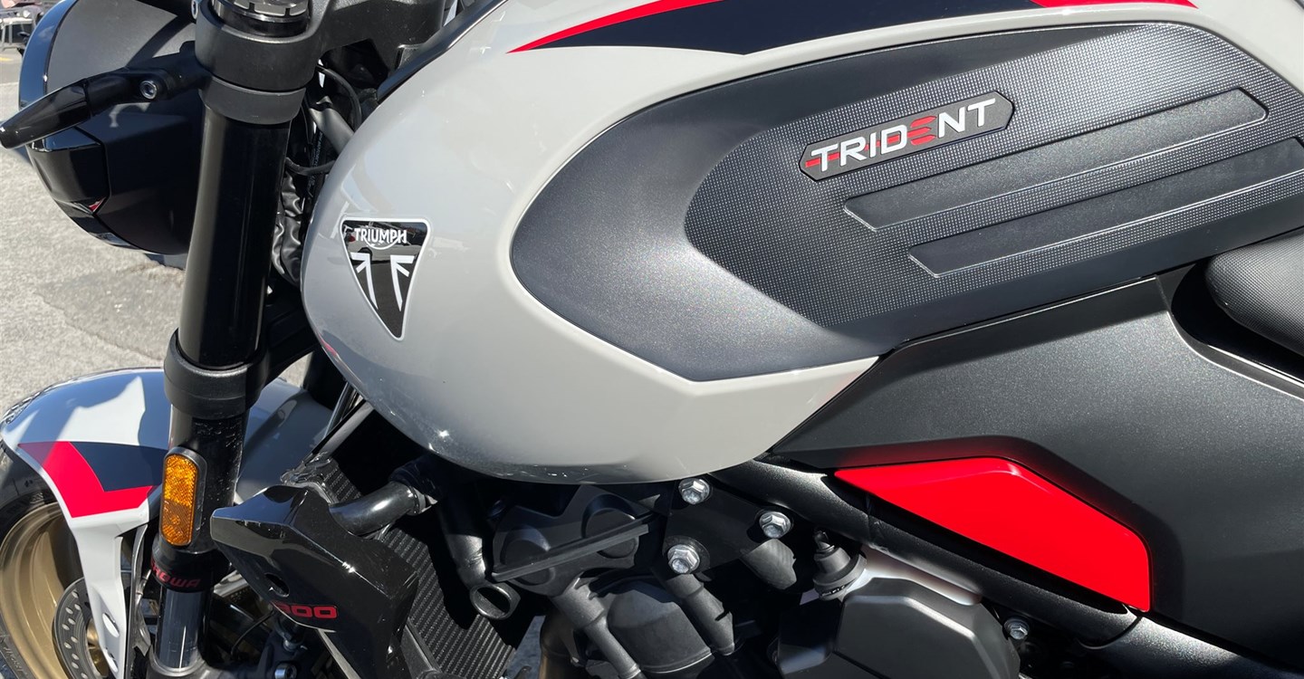 Angebot Triumph Trident 800