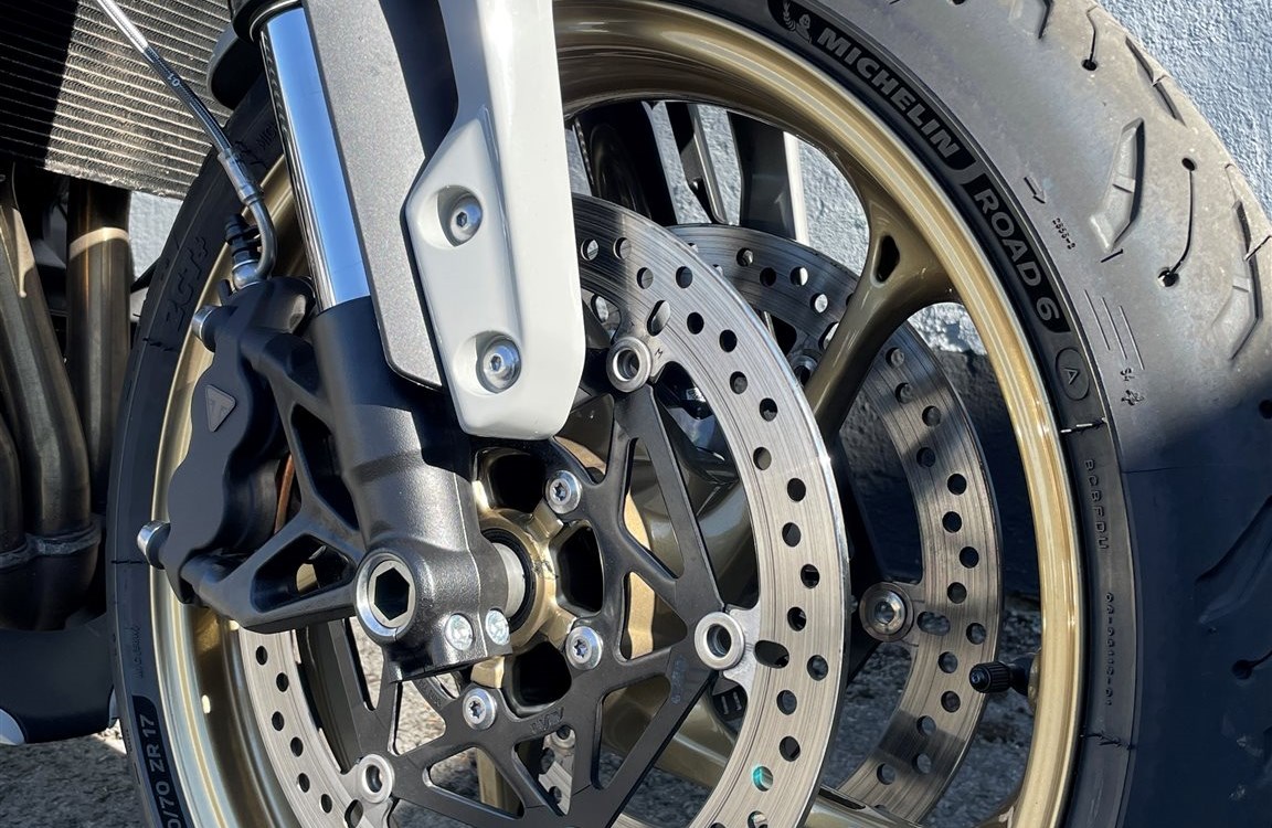 Angebot Triumph Trident 800