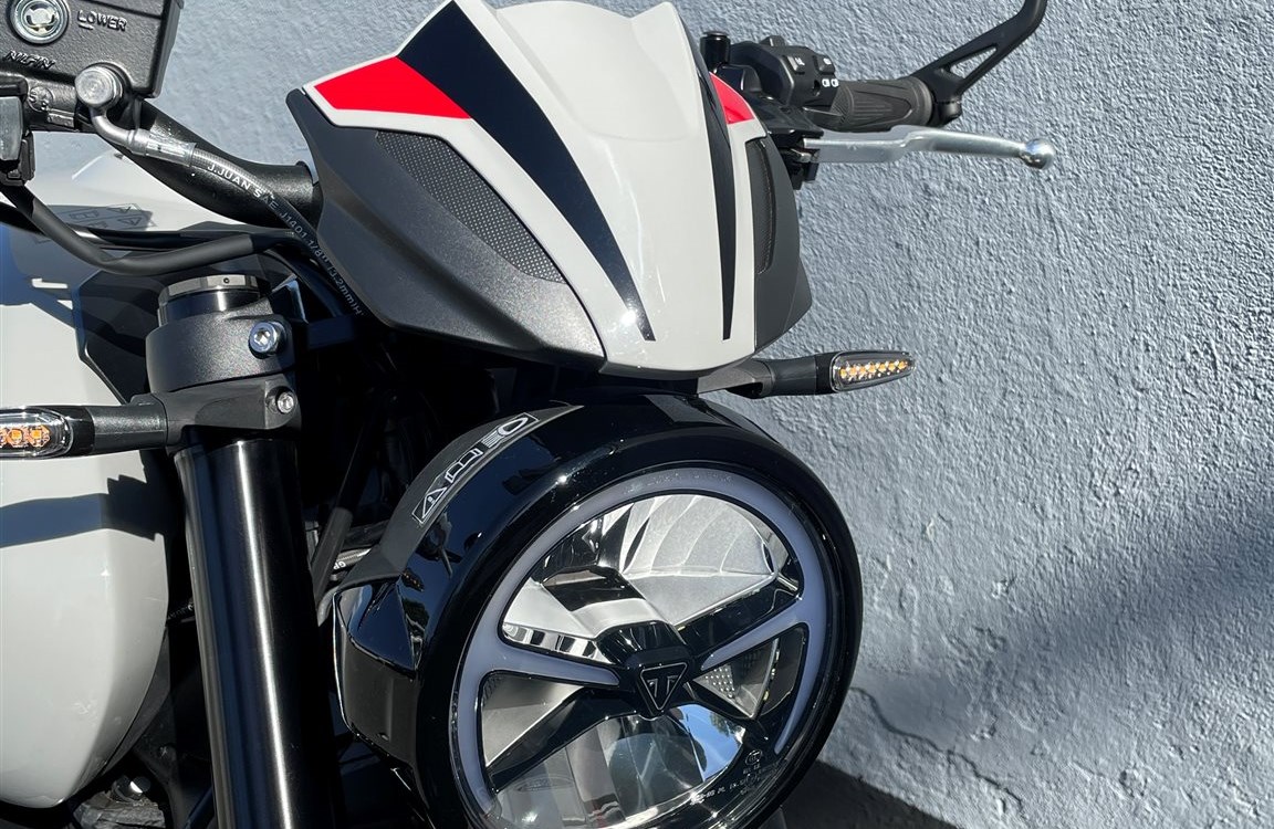 Angebot Triumph Trident 800
