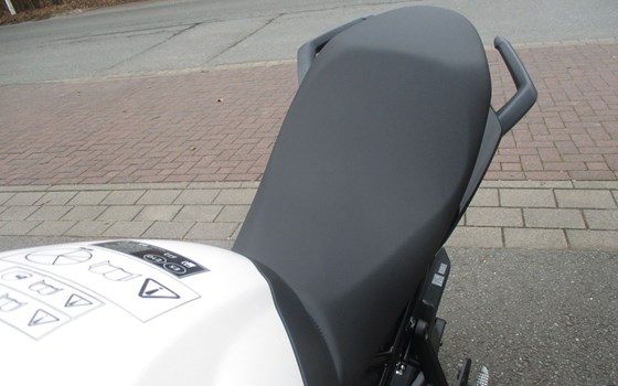 Gebrauchtmotorrad Triumph Tiger Sport 660 - Bild 12