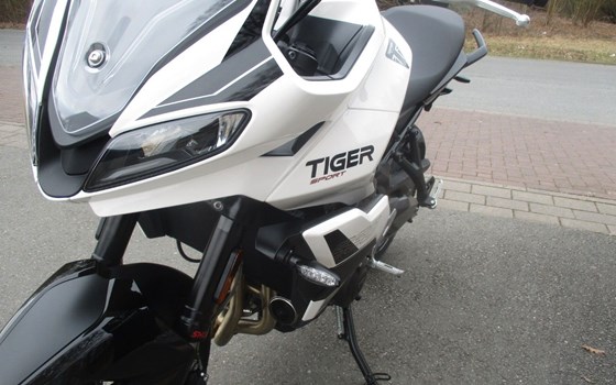 Gebrauchtmotorrad Triumph Tiger Sport 660 - Bild 13
