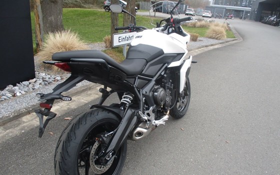 Gebrauchtmotorrad Triumph Tiger Sport 660 - Bild 8
