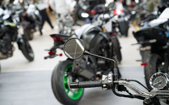 Neufahrzeug Kawasaki Z900 RS - Bild 18