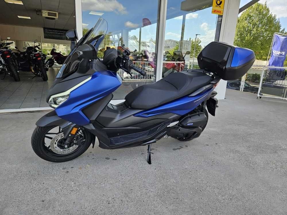 Honda Forza 125