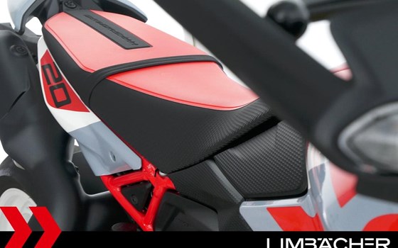 Gebrauchtmotorrad Ducati Hypermotard V2 SP - Bild 20