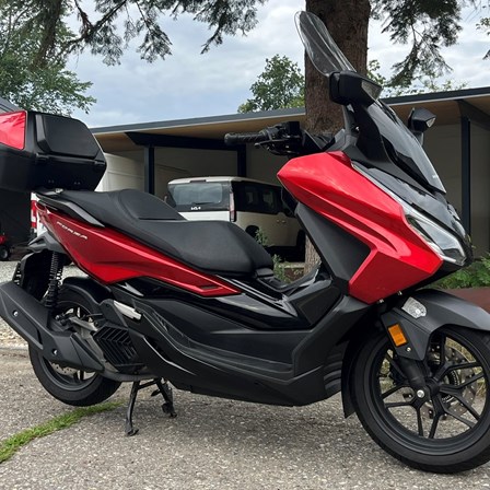 Honda Forza 125