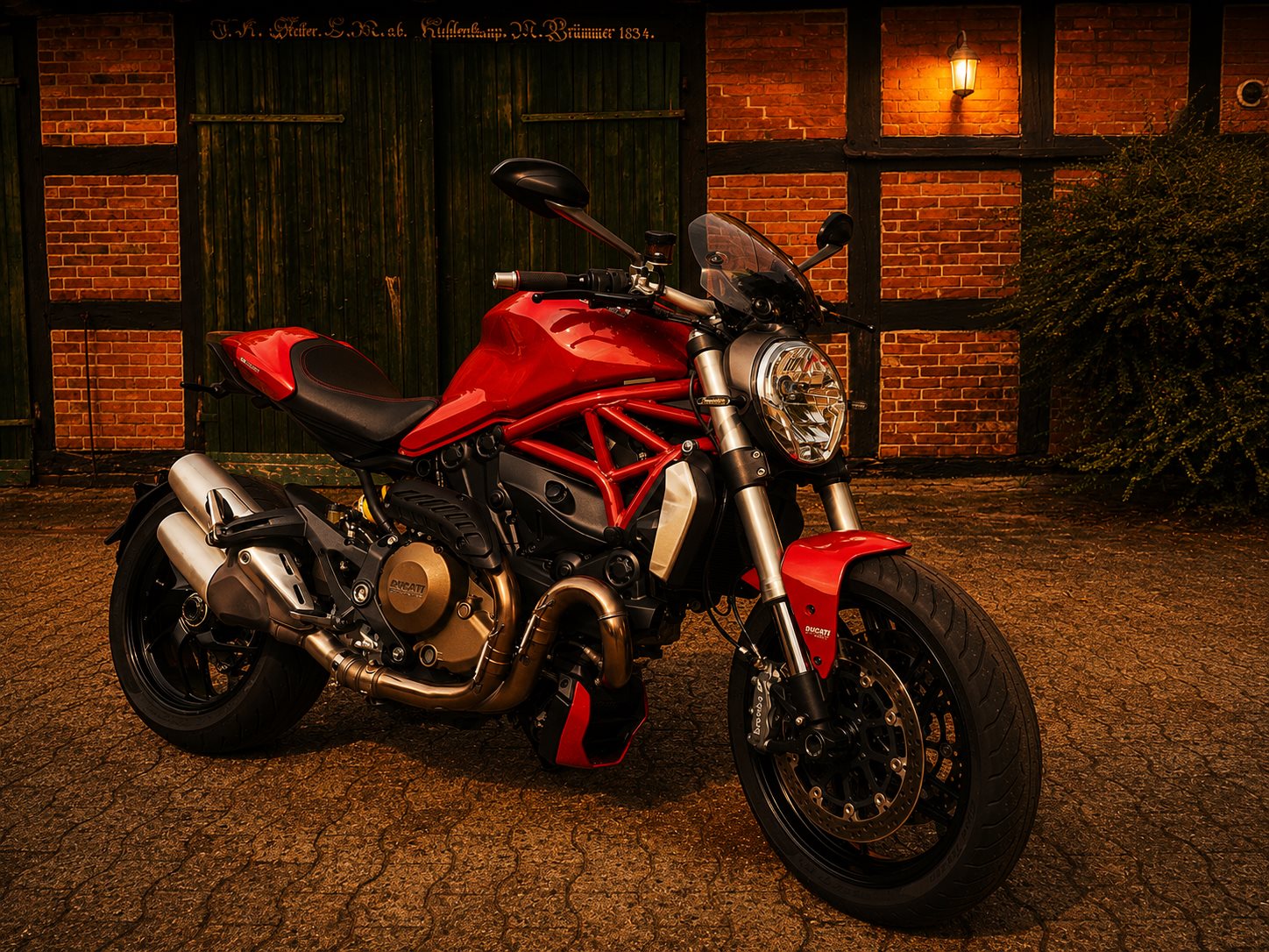 Ducati Monster 1200