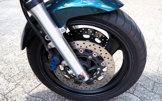 Gebrauchtmotorrad Yamaha XJR 1300 - Bild 3