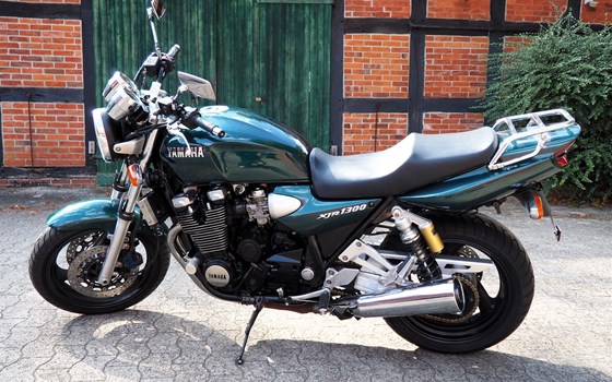 Gebrauchtmotorrad Yamaha XJR 1300 - Bild 9