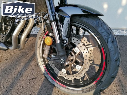 Honda CB500 Hornet (weiß) - Bild 3