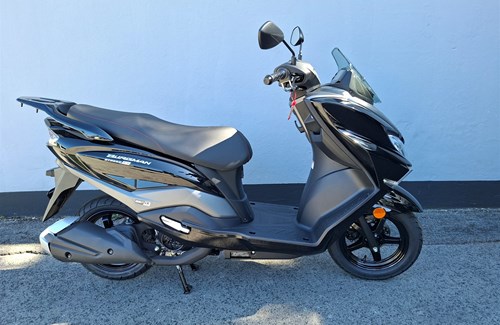 Neumotorrad Suzuki Burgman Street 125EX