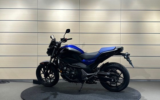 Gebrauchtmotorrad Honda NC750S DCT - Bild 8
