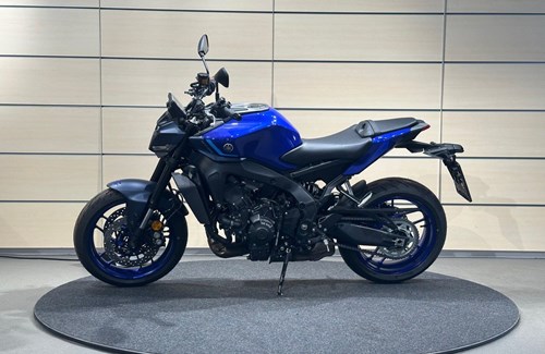 Neumotorrad Yamaha MT-09