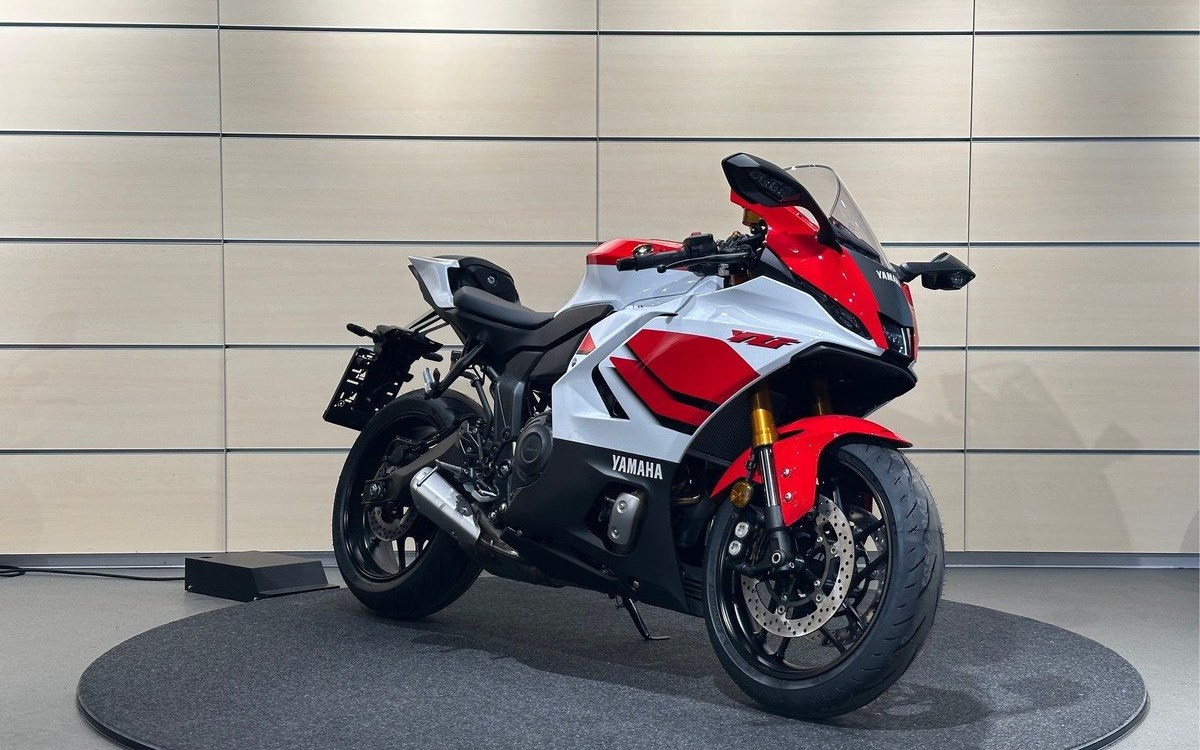 Angebot Yamaha R7