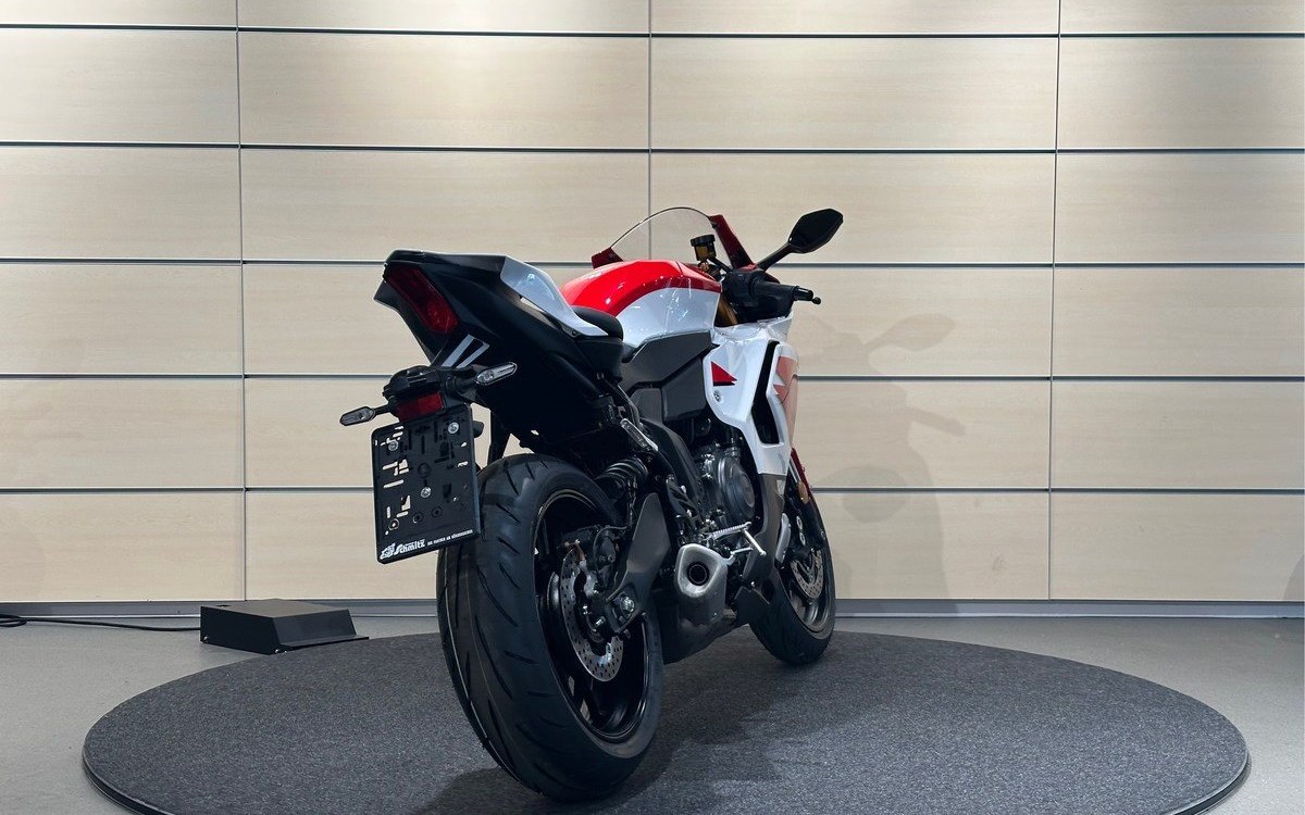 Angebot Yamaha R7